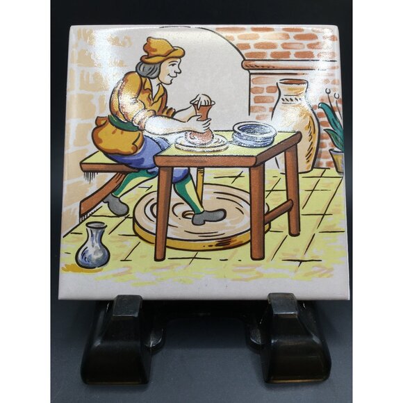 Vintage European Folk Art Tile Wall Plaque Hand Painted Home Decor 4.5''x4.5'' - Picture 2 of 11